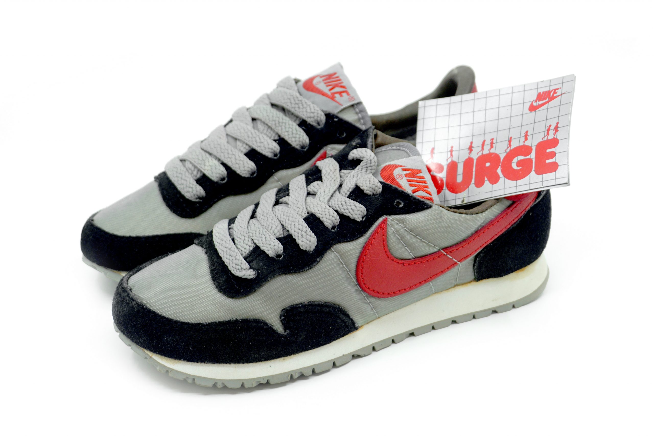 Llamarada Buque de guerra Persona a cargo Vintage 1983 Nike Surge - Shoes Your Vintage